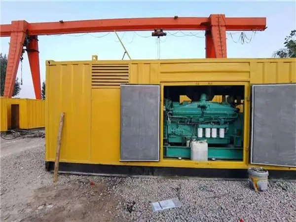 城区冬季低温环境下，500KW发电机组应该选择什么类型的启动电瓶？