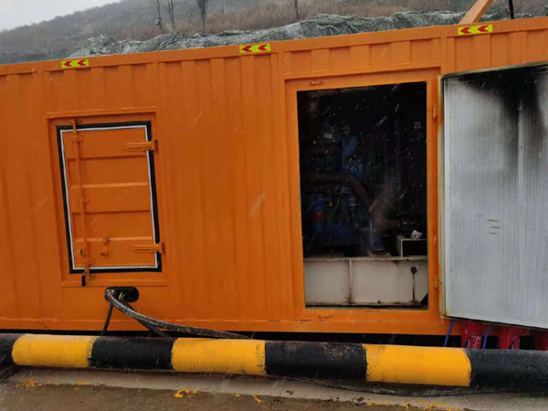 城区发电机出租 柴油发电机组电压低报警怎么办？